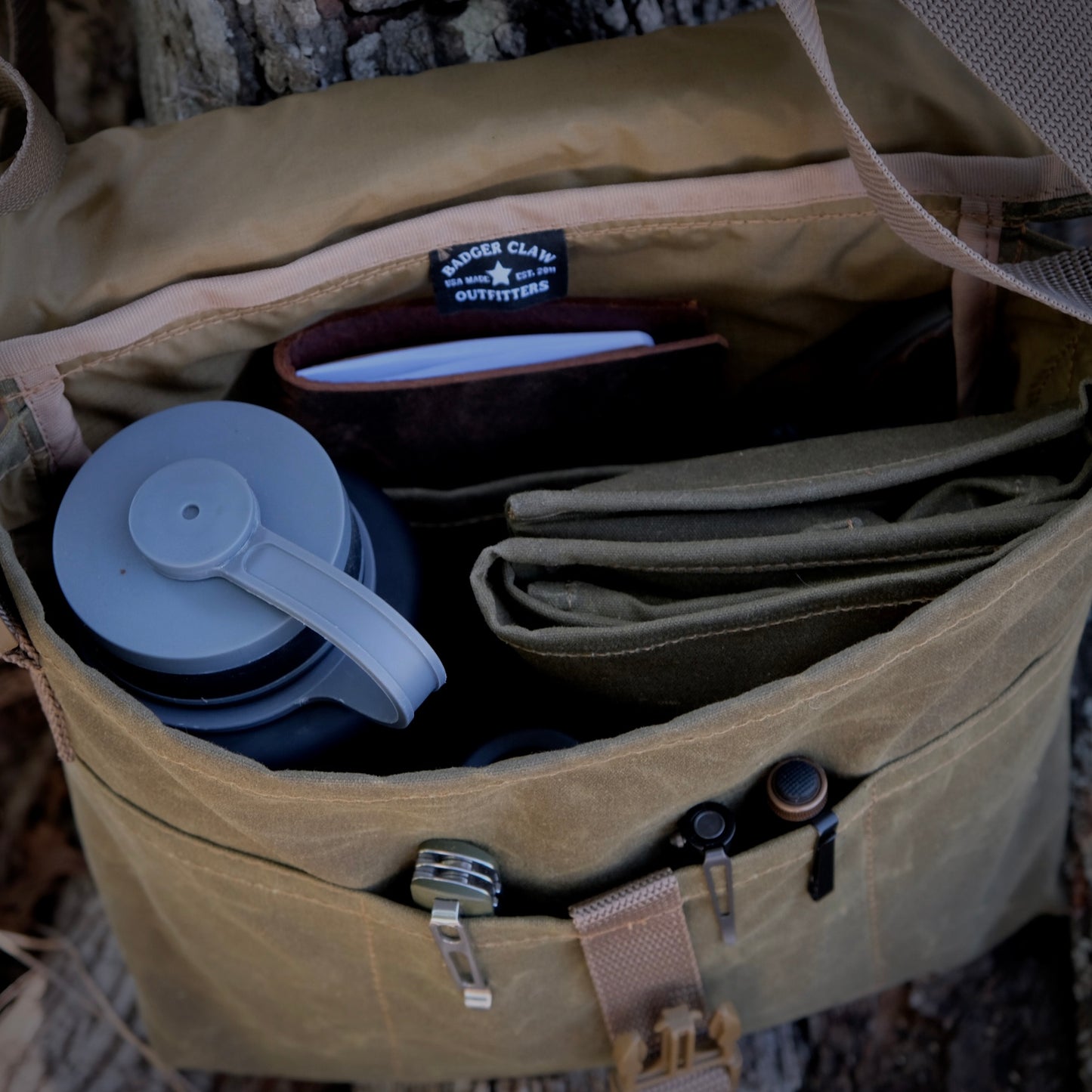 Cascade Field Bag